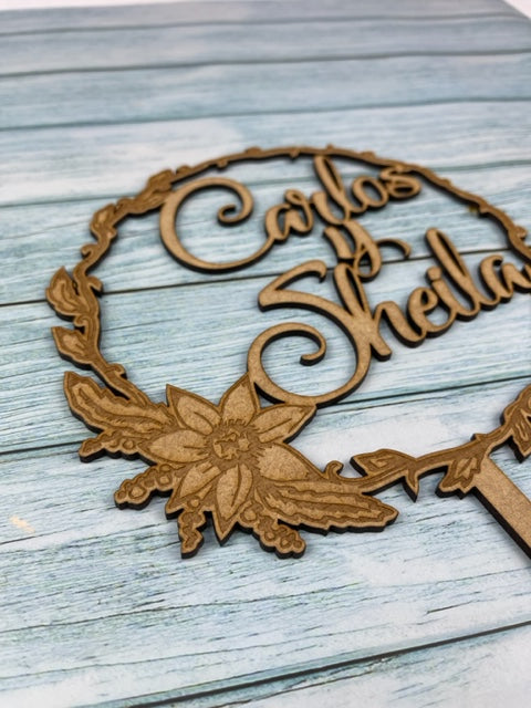 Topper de madera personalizado para tarta de bodas. Modelo3