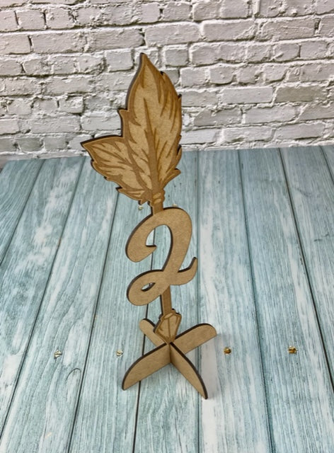 Número de mesa de madera con base para la decoración de Boda, Aniversario. Modelo 3