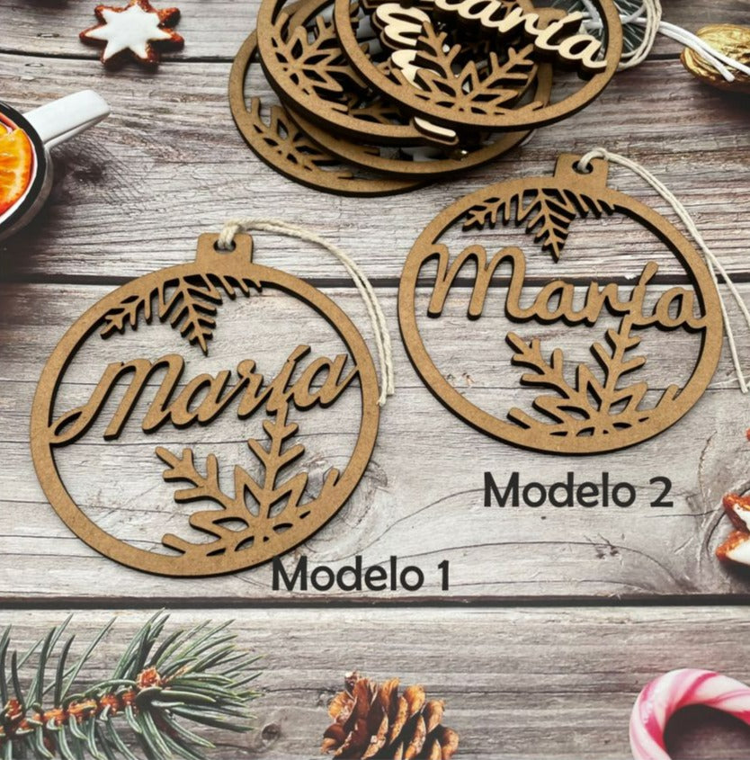 Bola de Navidad "Nieve" personalizada con nombre.