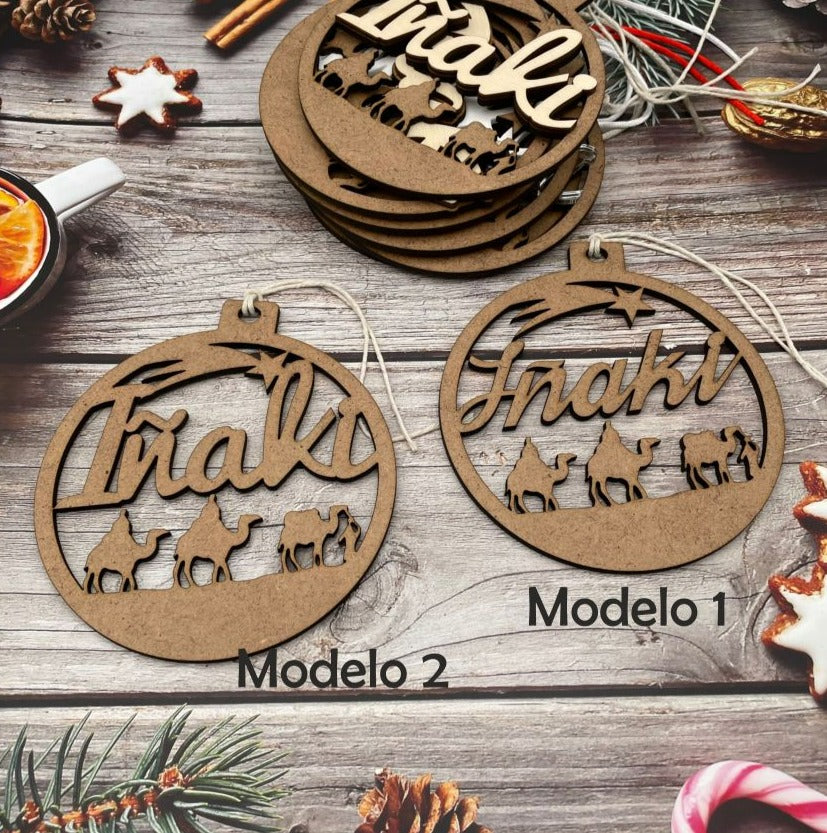 Bola de Navidad "Reyes" personalizada con nombre.