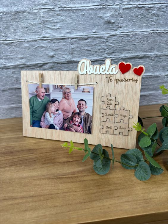 Marco de Fotos Abuela Día de la Madre con foto y puzzle.