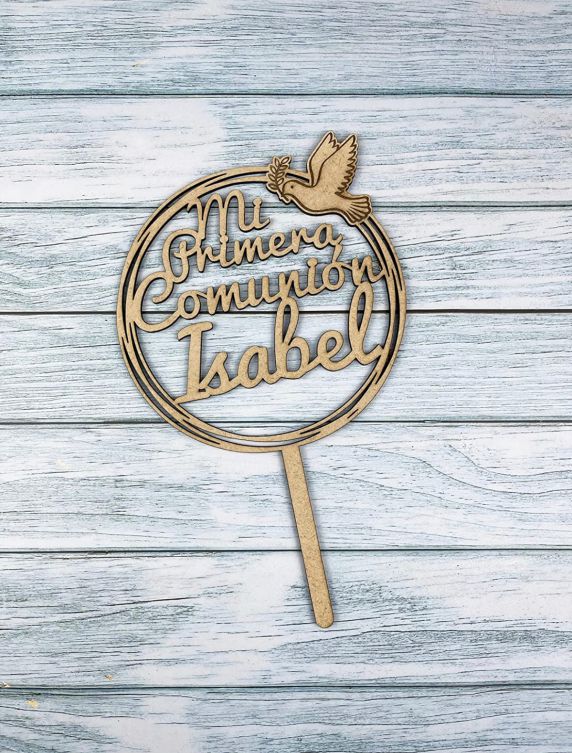 Topper de madera personalizado para tarta de comunión. Modelo1