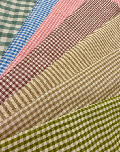 Portachupete de madera y tela elástica personalizado.