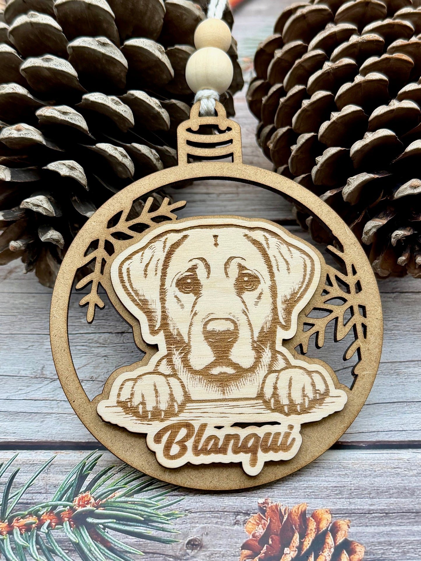 Bola de Navidad de madera "Mascotas"