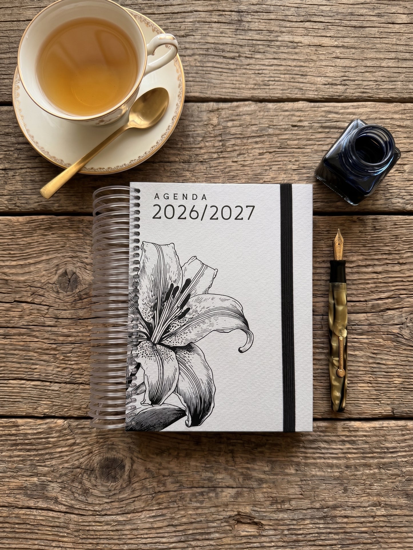 LIRIUM - Agenda Personalizada 12 Meses